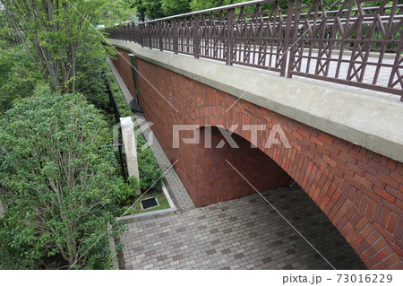 学園歩道橋（横浜市都筑区） 73016229