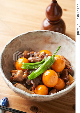 鶏もつ煮 73017477
