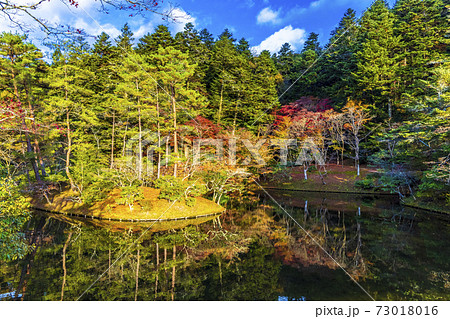 秋の京都 修学院離宮 73018016