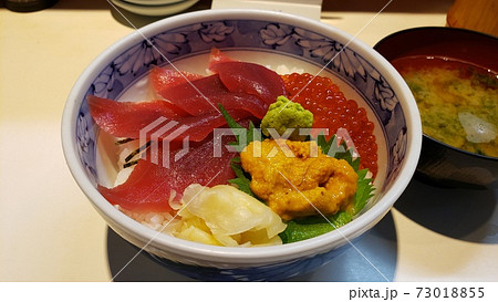 築地の海鮮丼 築地の海鮮丼 73018855