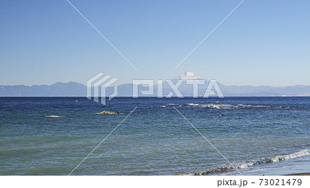 湘南三浦半島の神奈川県逗子市・三浦郡葉山町の冬 湘南三浦半島の神奈川県逗子市・三浦郡葉山町の冬 73021479
