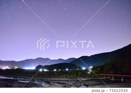 大井川鐵道沿線の旅 星空の大井川第一橋梁 大井川鐵道沿線の旅 星空の大井川第一橋梁 73022030