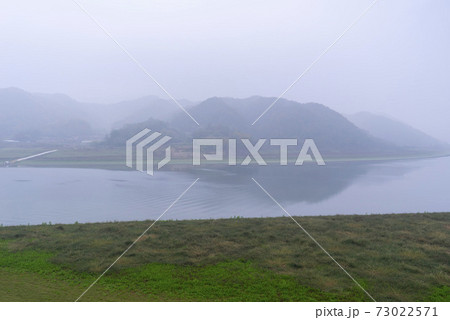 湖 山 霧 73022571