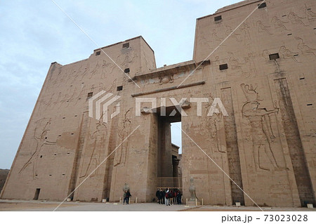 エジプトの古代遺跡 エドフのホルス神殿 Temple Of Horus In Egypt の写真素材