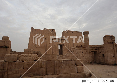 エジプトの古代遺跡 エドフのホルス神殿 Temple Of Horus In Egypt の写真素材