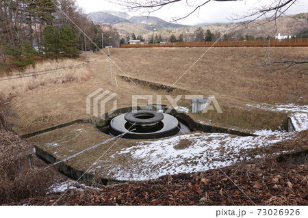 蓼科湖円筒分水工 73026926