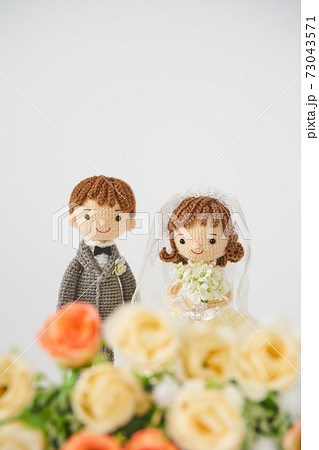 かわいいあみぐるみ人形　ウエディング 73043571