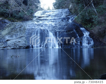 養老渓谷　栗又の滝 73046435
