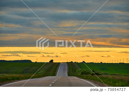 Sunset on the road to Blagoveshchensk. 73054727