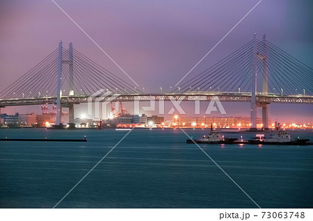 Long Exposure Nightscape of Long-Span Suspension Bridge 73063748