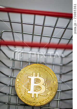 Gold Bitcoin is a cryptocurrency and worldwide payment, Bitcoin, Ethereum, Litecoin in iron shopping basket, Virtual money concept. business and financial concept Gold Bitcoin is a cryptocurrency and worldwide payment, Bitcoin, Ethereum, Litecoin in iron shopping basket, Virtual money concept. business and financial concept 73065361