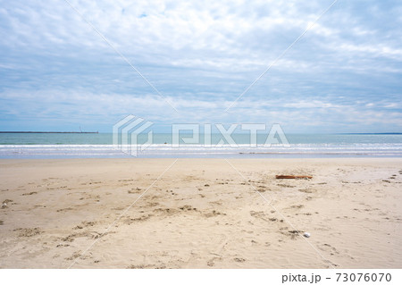 大洗海岸の砂浜 73076070