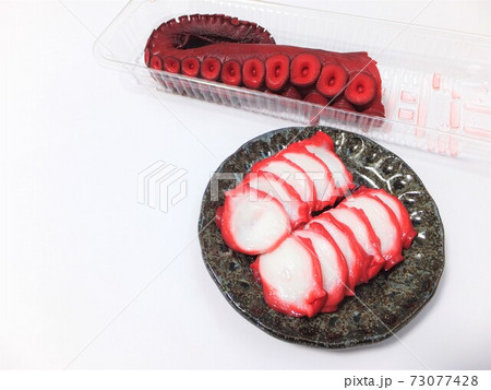 カットした酢ダコ 73077428