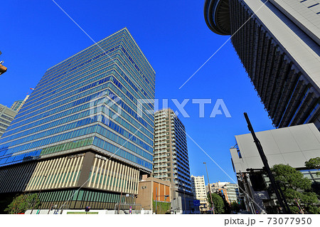 東京　都市風景　文京区　春日後楽園付近 73077950