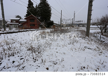 雪の積もった、廃線長野電鉄河東線跡 雪の積もった、廃線長野電鉄河東線跡 73083514