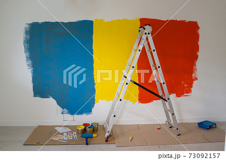 Ladders for painting wall at home Ladders for painting wall at home 73092157