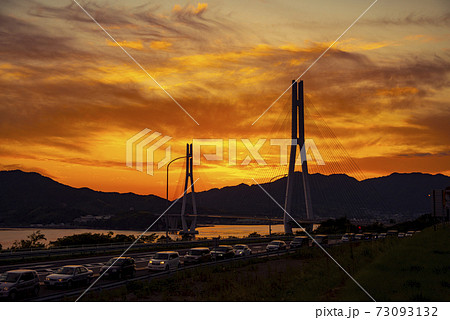瀬戸田パーキングエリアから見た多々羅大橋の夕景（2020年9月撮影） 73093132