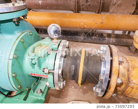 Pipeline with vibration absorber member. Underground concrete shafts with Gate valve 73097205