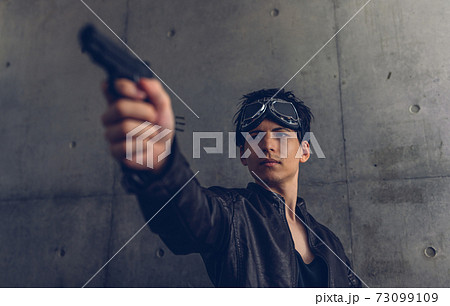 男性 男性 73099109