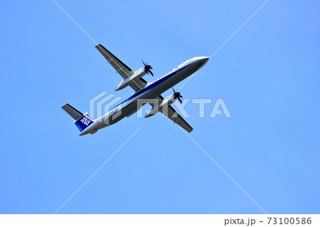 大阪国際空港　飛行機　逆ラン離陸 73100586
