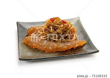 北海道函館の郷土料理、松前漬け 73106333