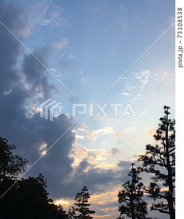 お台場、秋の夕暮れ 73108538
