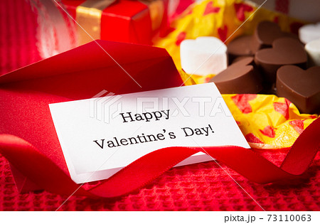 Happy Valentine S Day バレンタインデー メッセージカード プレゼント チョコの写真素材