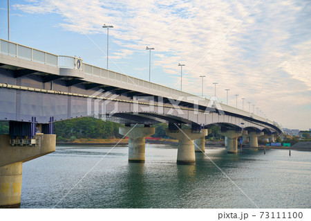 トラスコ湘南大橋の全景【神奈川県・平塚市】 73111100