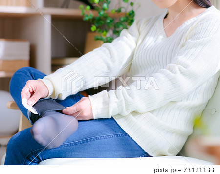 温活する女性 足首 カイロ 温熱シート 4:3 温活する女性 足首 カイロ 温熱シート 4:3 73121133