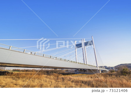 多摩川の風景 ブルー 是政橋 これまさばし 青空 多摩川の風景 ブルー 是政橋 これまさばし 青空 73121406