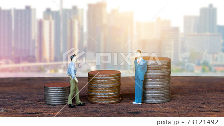 Financial business little people City background Financial business little people City background 73121492