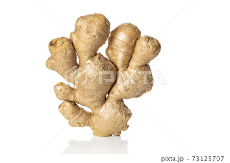 Ginger root with reflection, isolated on white background Ginger root with reflection, isolated on white background 73125707