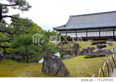 【京都】春の二条城 二の丸御殿と二の丸庭園 【京都】春の二条城 二の丸御殿と二の丸庭園 73126420