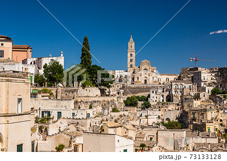 イタリア マテーラの洞窟住居とマテーラ大聖堂 イタリア マテーラの洞窟住居とマテーラ大聖堂 73133128