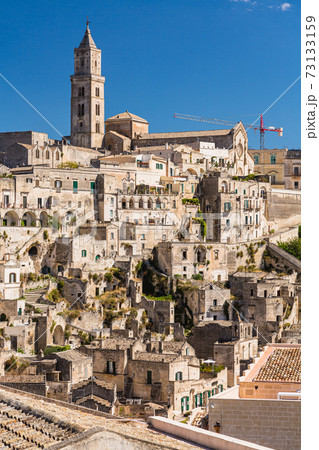 イタリア マテーラの洞窟住居とマテーラ大聖堂 イタリア マテーラの洞窟住居とマテーラ大聖堂 73133159