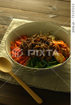 ビビンバ丼 ビビンバ丼 73135313