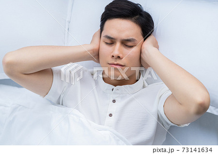 Man, insomnia Man, insomnia 73141634