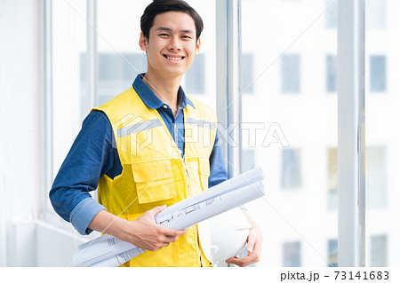 Man, architect 73141683