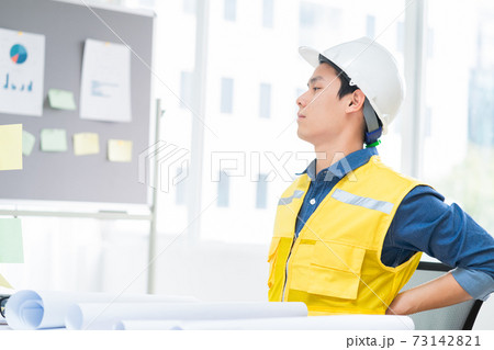 Man architect Man architect 73142821