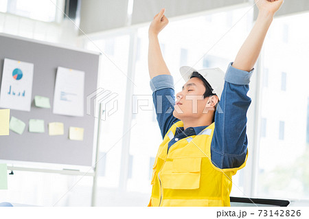 Man architect Man architect 73142826