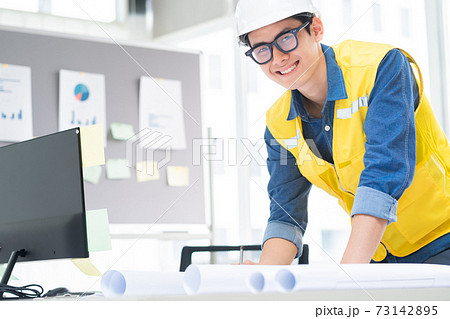 Man architect Man architect 73142895