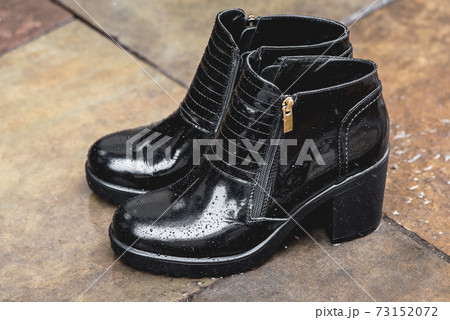 Patient leather woman shoes. Street fashion Patient leather woman shoes. Street fashion 73152072