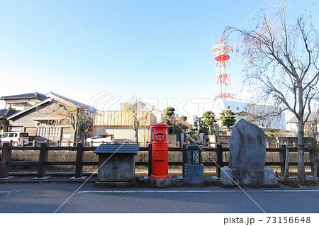 千葉　香取　丸ポストのある風景（磯徳商店前） 73156648