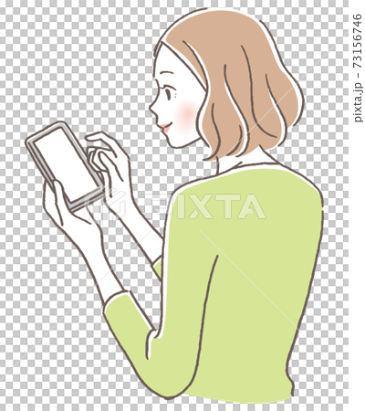 スマホを使う女性 73156746