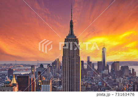 Cityscape view of Manhattan at sunsetの写真素材 [73163476] - PIXTA