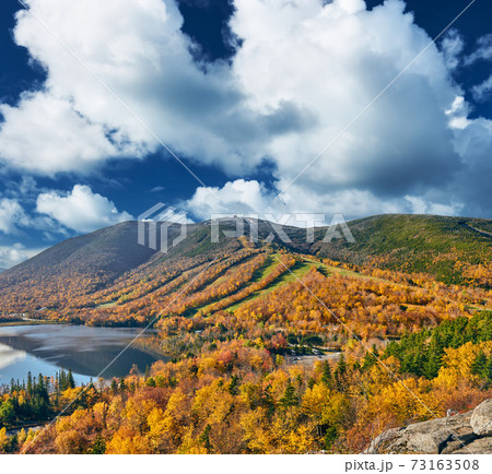 View of Echo Lake from Artist's Bluff in autumn 73163508
