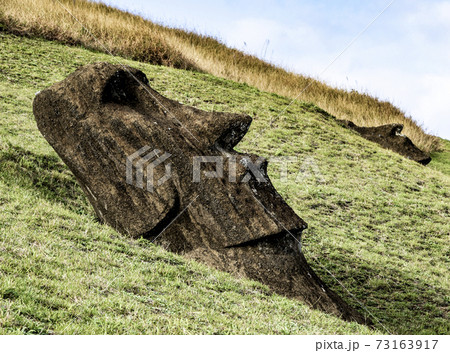 Moai Statues on Easter Island at the Rano Raraku Quarry Moai Statues on Easter Island at the Rano Raraku Quarry 73163917