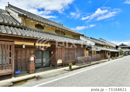 奈良　明日香村　岡の町並み 73168621