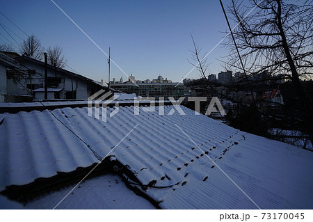 冬 再開発 雪景色 73170045