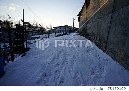 冬 再開発 雪景色 73170109